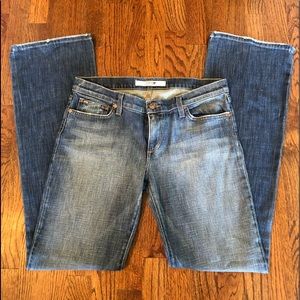 Joe’s Jeans Socialite Classic fit (size 30W)
